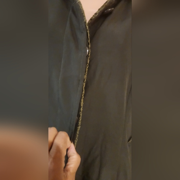 WINTER COAT - Picture 12 of 12